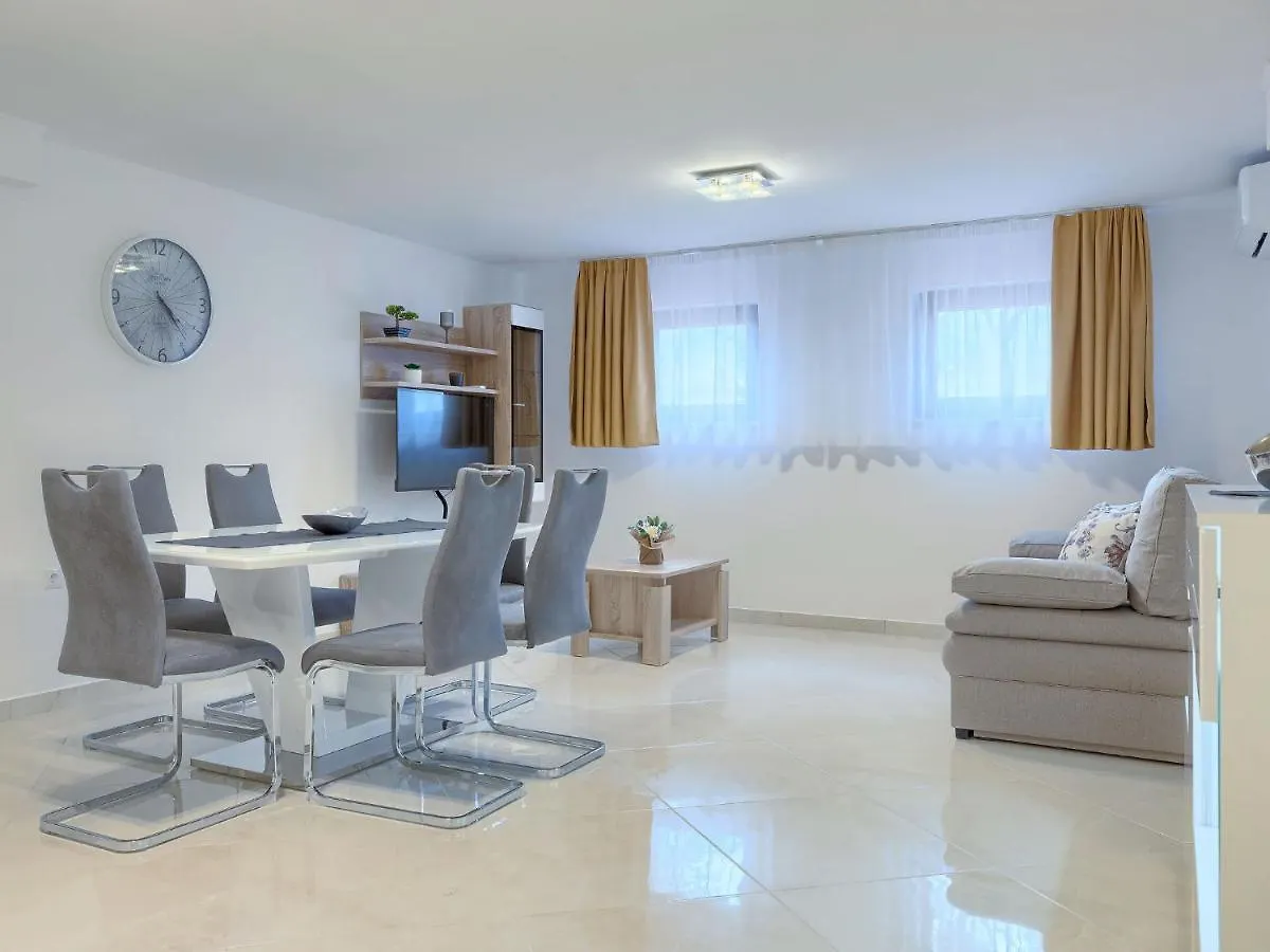 Apartment Meden By Interhome Galižana